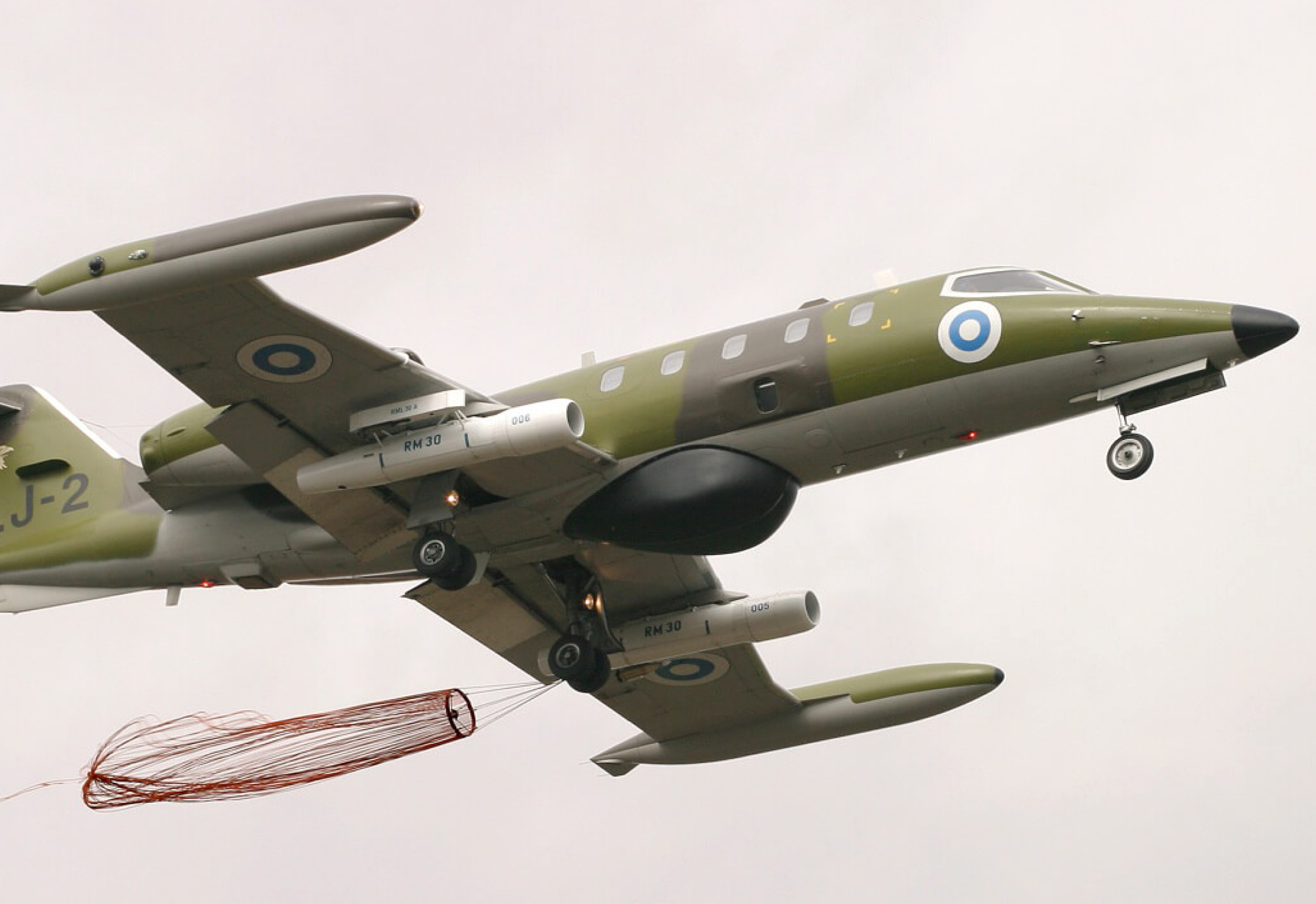 Learjet Model 35 special mission aircraft refueled during INTA CEUS operations